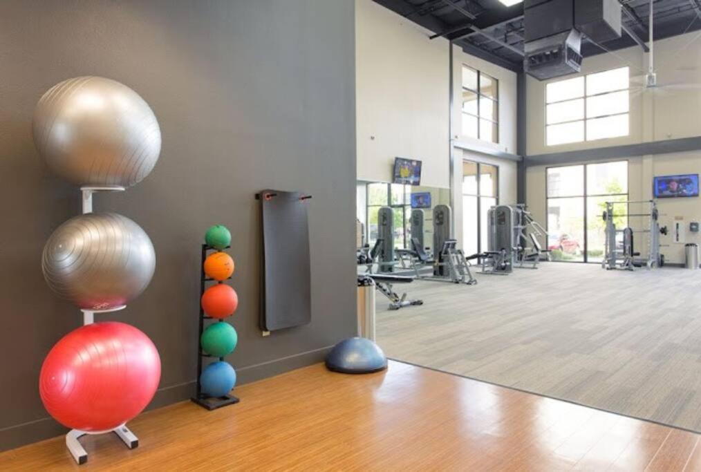 Luxurious, 1 Bedroom Near Downtown & Dickies Arena Fort Worth Exterior photo